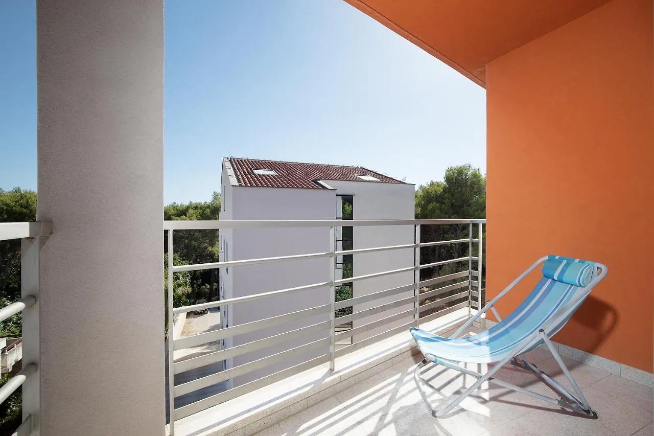 Apartment Seasoul Pula 0*,